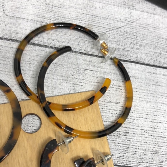 Curated bundle lot 4 faux tortoise shell earrings LrL and more - Picture 4 of 8